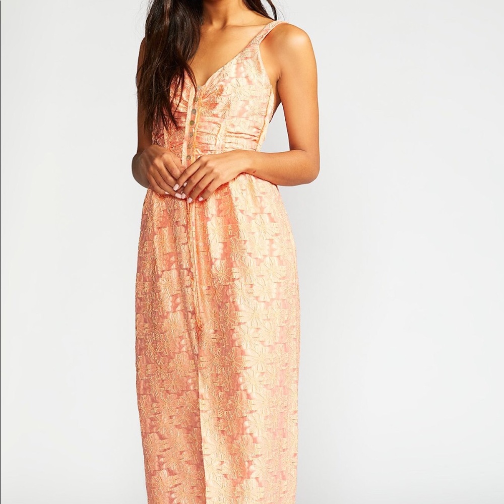 🧚🏼‍♀️FREE PEOPLE daisy dress